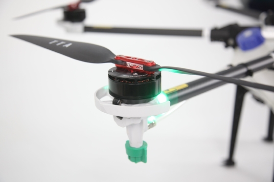 쿼드콥터 드론 UAV M6E-X-10L 내부 스레드 연결과 함께 농업 스프레이어