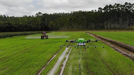 30L TPU 작물 스프레이어 드론 Uav 드론 GPS와 카메라로 농산물 살충제 스프레이어