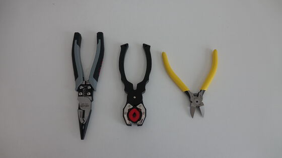 드론 훈련의 엄격한 테스트 및 표준화된 사용을 위한 포괄적인 도구 세트가 포함된 UAV 조정 도구 상자