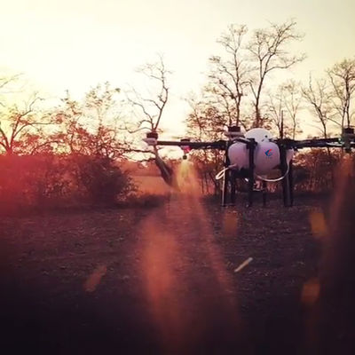 20kg 농업 드론 비료 스프레이어 Uav 비행기 접이식